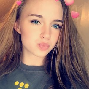 Meet your Posher, Maegan